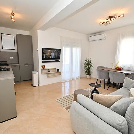 Jadera Apartment